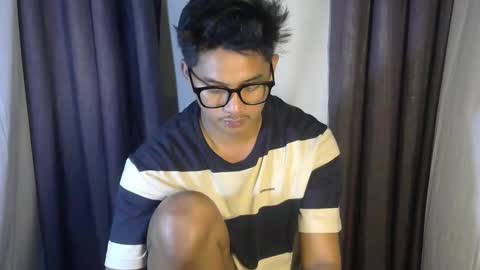 Snapshot of julz_alwayshorny chatting on 4, 10, 2025 call me julz online show from 4, 10, 2025