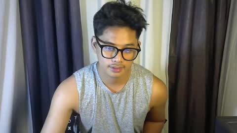 Snapshot of julz_alwayshorny chatting on 25, 10, 2025 call me julz online show from 25, 10, 2025