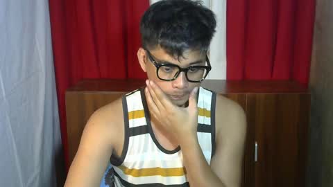 Snapshot of julz_alwayshorny chatting on 8, 1, 2026 call me julz online show from 8, 1, 2026