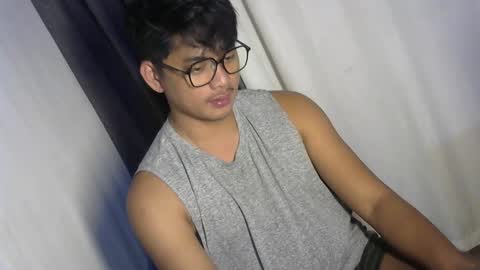 Snapshot of julz_alwayshorny chatting on 3, 3, 2026 call me julz online show from 3, 3, 2026