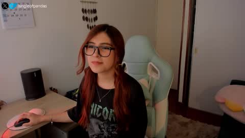 Snapshot of jungleofpandas chatting on 13, 10, 2025 Call me Sussy online show from 13, 10, 2025