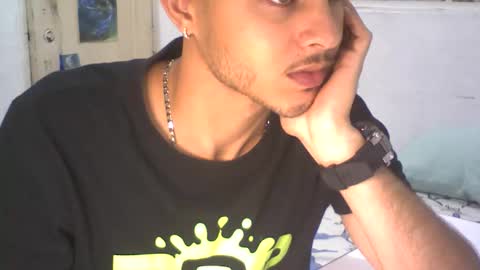 junior6661997martinezortiz online show from 22, 2, 2026