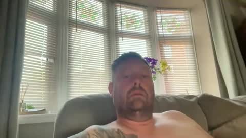 Junky online show from 24, 4, 2026