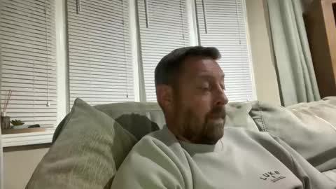 Junky online show from 4, 6, 2026