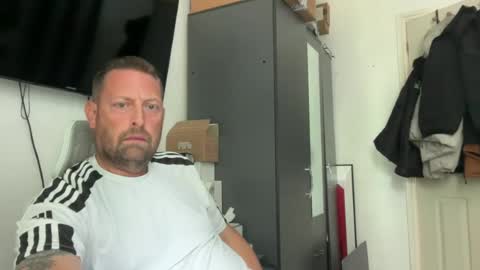 Snapshot of junky345 chatting on 20, 6, 2026 Junky online show from 20, 6, 2026