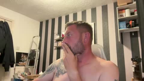 Snapshot of junky345 chatting on 18, 7, 2026 Junky online show from 18, 7, 2026