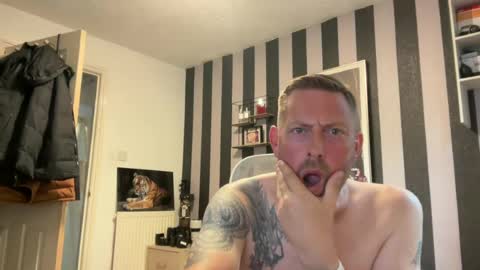 Snapshot of junky345 chatting on 28, 7, 2026 Junky online show from 28, 7, 2026