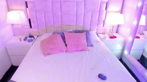 junosomnum online show from 8, 2, 2025