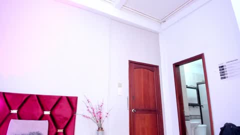 Snapshot of jupiterfoxxxx chatting on 9, 1, 2025 Jupiter Fox online show from 9, 1, 2025