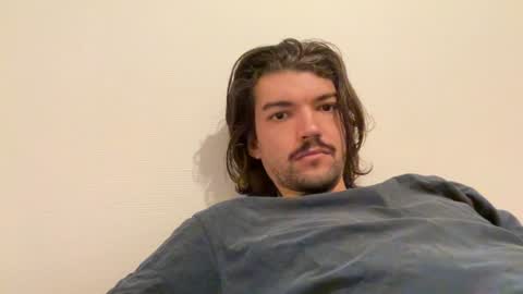 just_a_guy_with_a_big_cock online show from 14, 7, 2026
