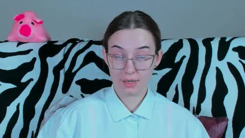 Nika and Mark online show from 6, 3, 2025