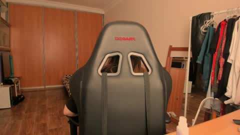 Nika and Mark online show from 5, 4, 2026