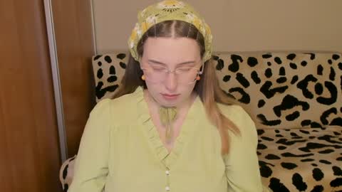 Snapshot of just_fucked chatting on 10, 6, 2026 Nika and Mark online show from 10, 6, 2026