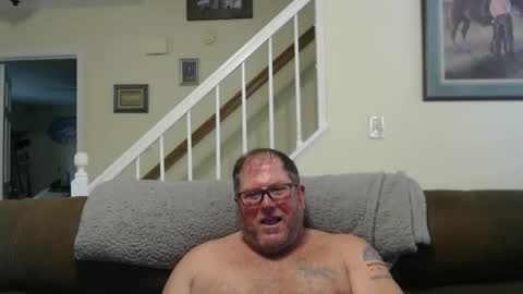 justaguyandnaked online show from 18, 4, 2026