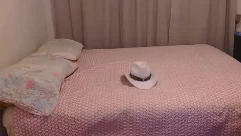 justasexyguyforu online show from 10, 3, 2026