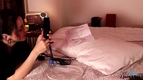 Billie  B  William online show from 14, 1, 2025