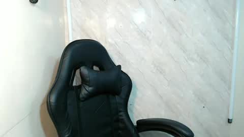 justhewayouare21 online show from 5, 7, 2026