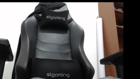 justin__fox online show from 4, 3, 2025