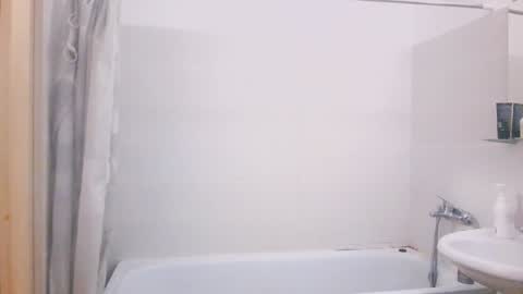 Snapshot of justin_badd chatting on 12, 12, 2024 justin_badd online show from 12, 12, 2024