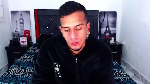 Snapshot of justin_melendez chatting on 17, 12, 2025 JUSTIN online show from 17, 12, 2025