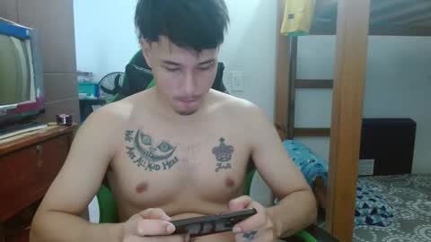 Snapshot of justin_taylor02 chatting on 12, 10, 2025 justin_taylor02 online show from 12, 10, 2025