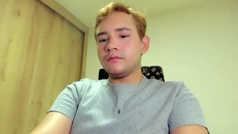 Snapshot of justin_taylorrrr chatting on 30, 6, 2026 justin_taylorrrr online show from 30, 6, 2026