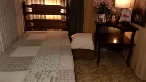 justine_hunk online show from 8, 12, 2024