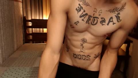 justine_hunk online show from 21, 12, 2024