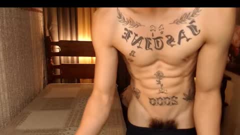 justine_hunk online show from 3, 3, 2025