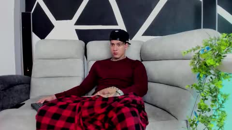 Snapshot of justinfuller_31 chatting on 6, 11, 2025 justinfuller_31 online show from 6, 11, 2025