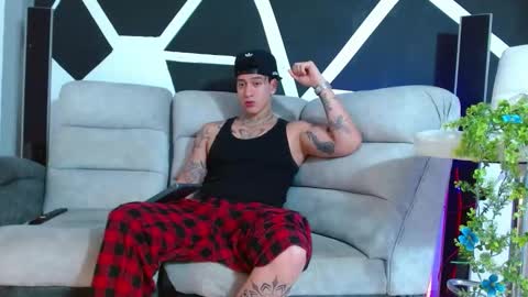 Snapshot of justinfuller_31 chatting on 13, 11, 2025 justinfuller_31 online show from 13, 11, 2025