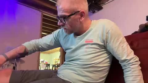 Snapshot of justinmoore1987 chatting on 12, 3, 2025 justinmoore1987 online show from 12, 3, 2025