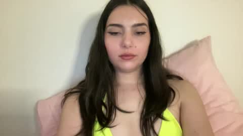 Snapshot of justjessiedirtygirl chatting on 1, 1, 2025 Jess online show from 1, 1, 2025