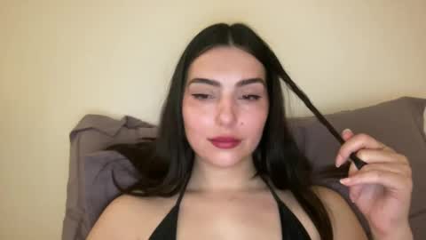 Snapshot of justjessiedirtygirl chatting on 12, 1, 2025 Jess online show from 12, 1, 2025