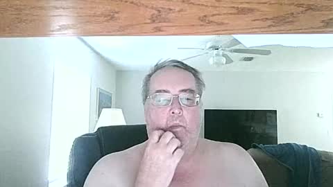 justmedm64 online show from 23, 2, 2025