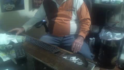 Snapshot of justmeohio chatting on 19, 10, 2025 justmeohio online show from 19, 10, 2025