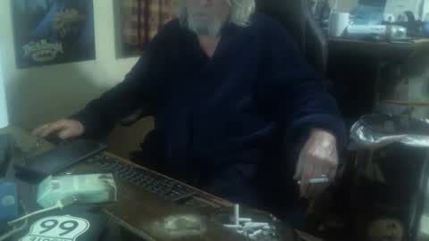 Snapshot of justmeohio chatting on 28, 10, 2025 justmeohio online show from 28, 10, 2025