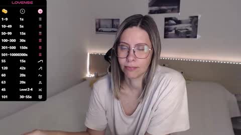 Julie online show from 16, 10, 2025