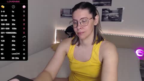 Julie online show from 9, 4, 2026