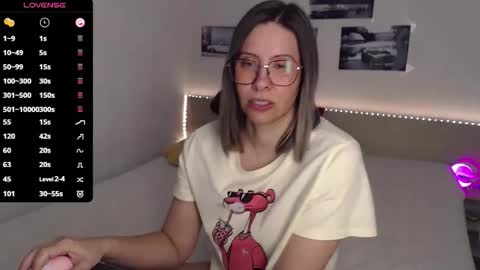 Julie online show from 25, 4, 2026