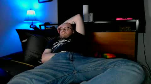 MidsizeBiGuy online show from 1, 1, 2025