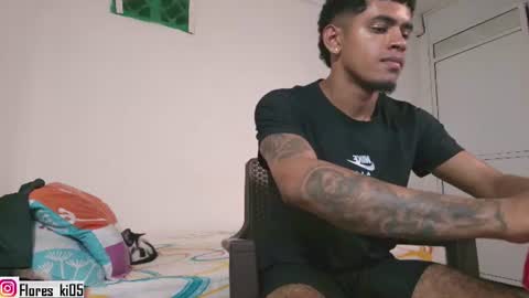 Snapshot of k_florez chatting on 19, 6, 2026 k_florez online show from 19, 6, 2026