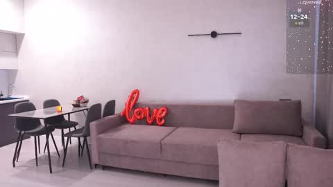 Amely online show from 27, 2, 2025