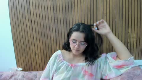 Kyelie online show from 6, 1, 2025