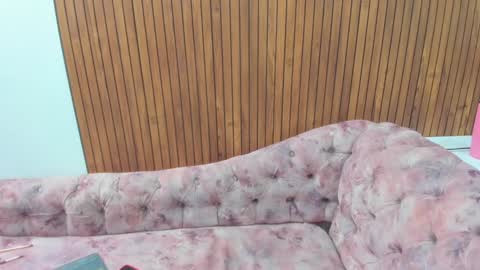 Kyelie online show from 8, 1, 2025