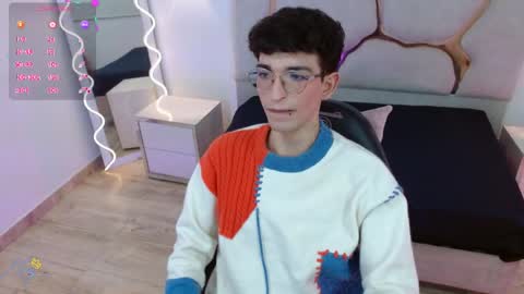 kai_tay1 online show from 16, 4, 2026