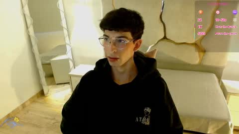 kai_tay1 online show from 27, 4, 2026