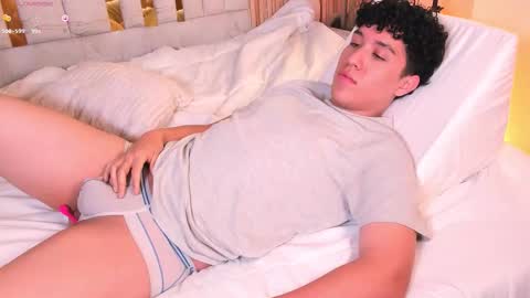 Snapshot of kai_zarek chatting on 20, 10, 2025 Kai online show from 20, 10, 2025