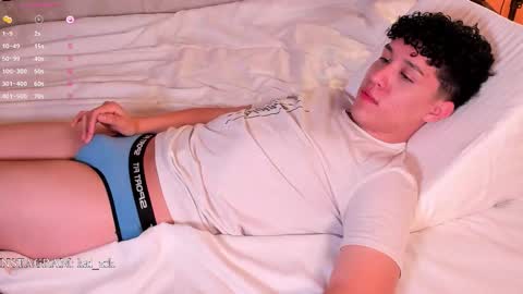 Snapshot of kai_zarek chatting on 30, 10, 2025 Kai online show from 30, 10, 2025