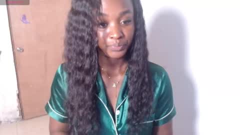 Angie  online show from 12, 10, 2025